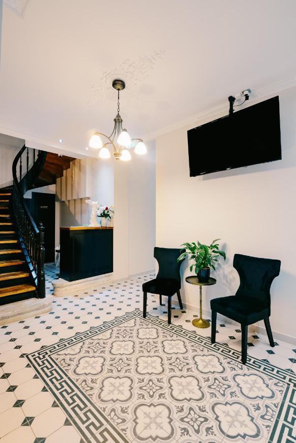 Neapolis 1897 Boutique Luxury Rooms เอเธนส์ ภายนอก รูปภาพ
